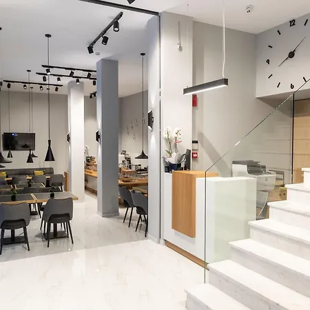 住宿加早餐酒店 Grand Port 3*